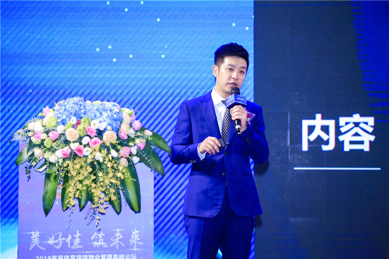 1DX_5352.jpg 1DX_5352.jpg